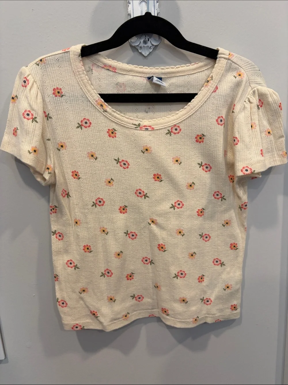 Old Navy Cream Short Sleeve Floral Tee with Pink and Yellow Flowers